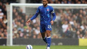 曼联迎战切尔西：阿莫林战术解析——后防布局与锋线组合